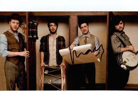MUMFORD & SONS (Marcus Mumford, Winston Marshall, Ben Lovett, Ted Dwane) 8x10 Müzik Fotoğrafı Şahsen İmzalandı